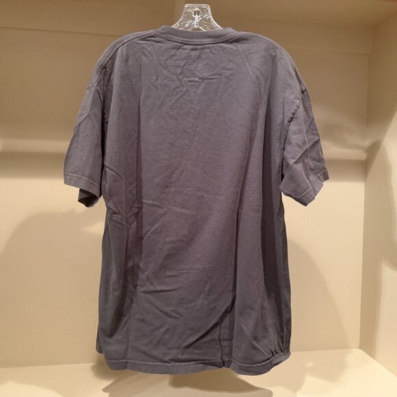 Famous T-Shirt Size X-Large - Picture 5 of 6